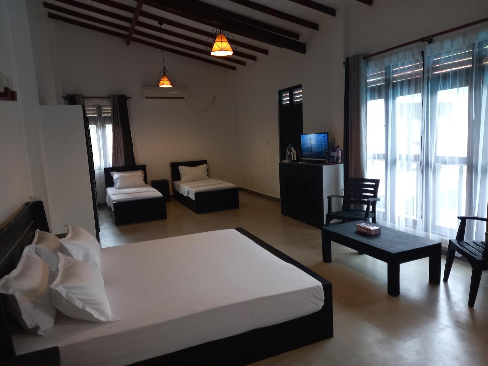 Villa Tangalle Lagoon Oda fotoğraf
